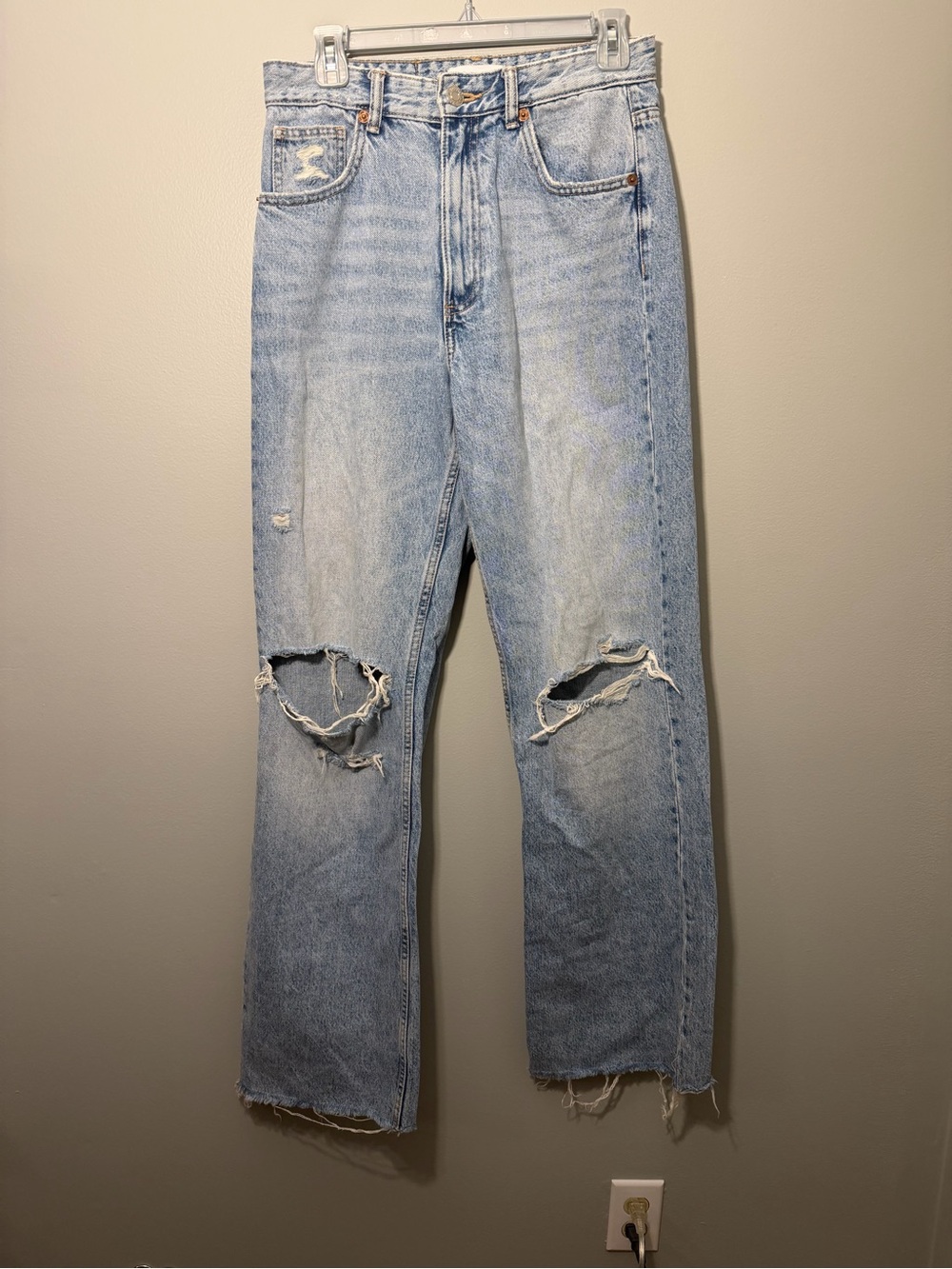 Zara Light Wash Distressed Relaxed Jeans